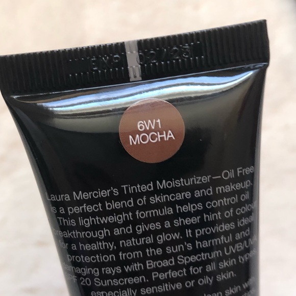 Makeup Bundle - Picture 2 of 2